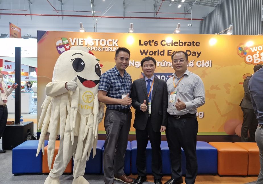 TVONE VIỆT NAM MANG ĐẾN TRIỂN LÃM QUỐC TẾ VIETSTOCK 2024 GIẢI PHÁP PHYTOGENICS ỨNG DỤNG TRONG SẢN XUẤT PHỤ GIA THỨC ĂN CHĂN NUÔI